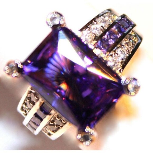 8.47 ct. Amethyst Purple Wedding Banquet Cubic Zirconia Cz Cocktail Ring 8 - Picture 5 of 6